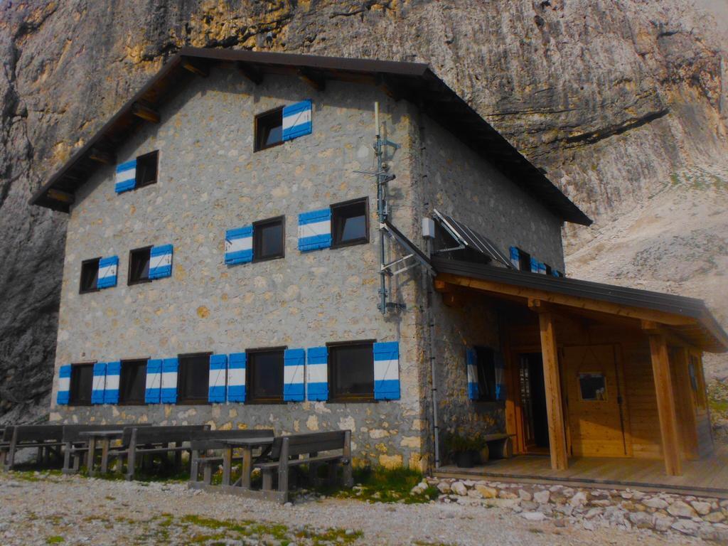 Rifugio Velo Della Madonna Otel San Martino Di Castrozza Dış mekan fotoğraf